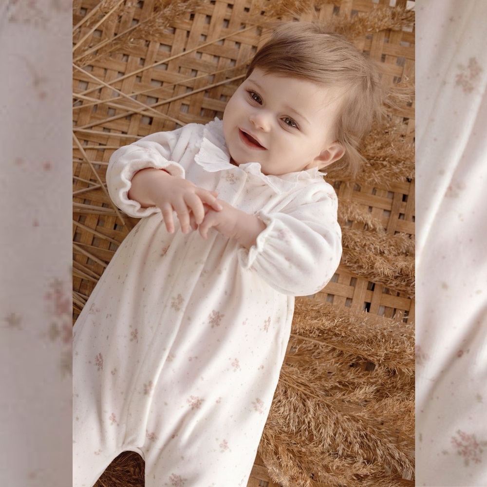 Tartine et Chocolat Velvet White Footed Pajamas with Embroidered Flower - 3M